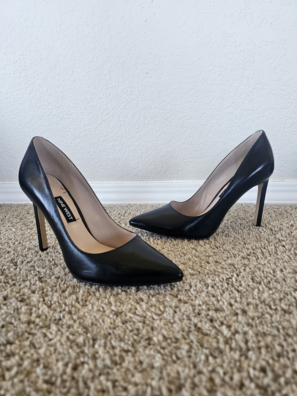 Nine West Black Pointed-Toe Stiletto Pumps
